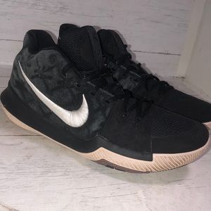 kyrie 3 suede